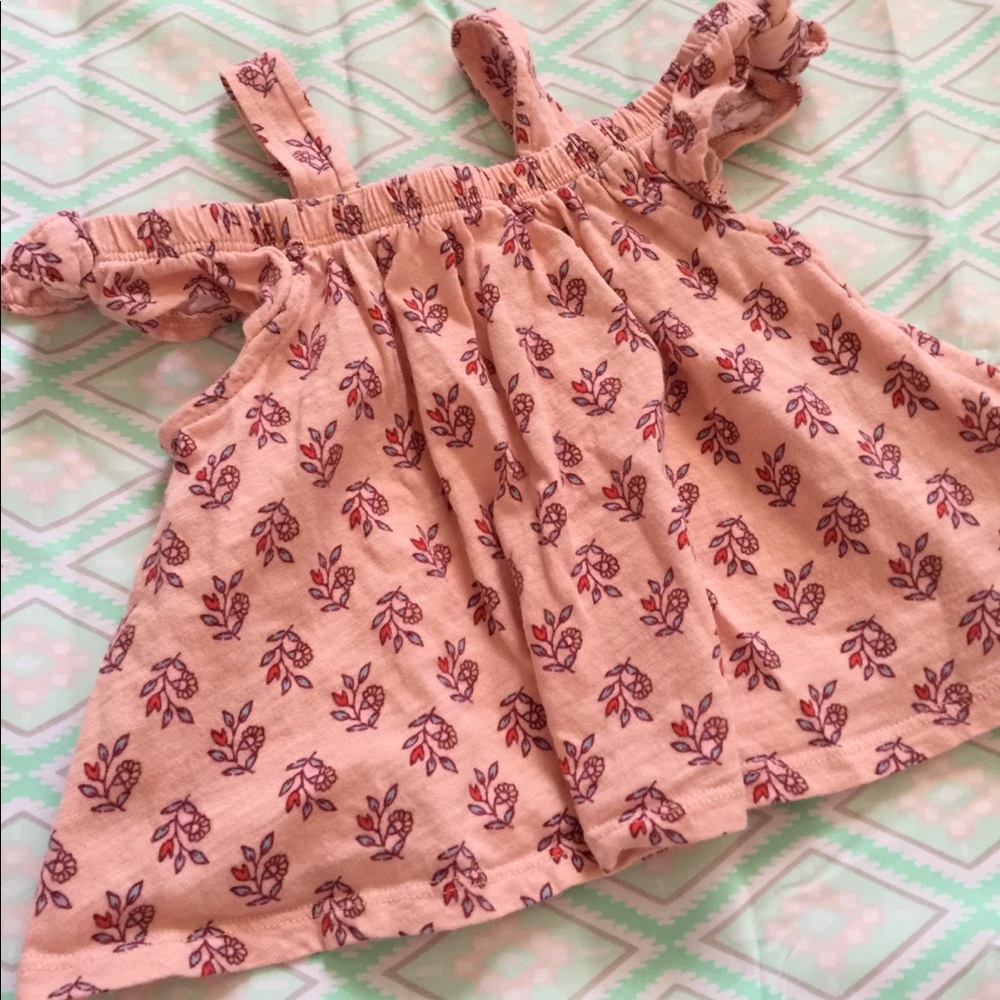 2 Old Navy Tank Top